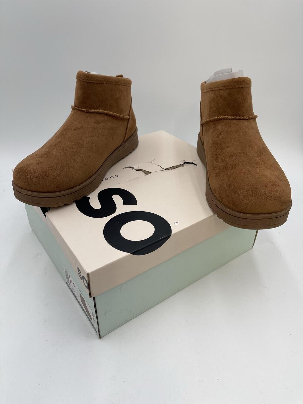 SO Lupita Boots Womens Chestnut Brown Faux Suede Ankle Pull On New Sz 9.5